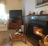 Bessie's Cottage - Melbourne Tourism