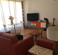 Black Cat Retreat holiday home - Melbourne Tourism