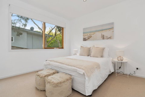 Blairgowrie Beach Villa - Melbourne Tourism 3