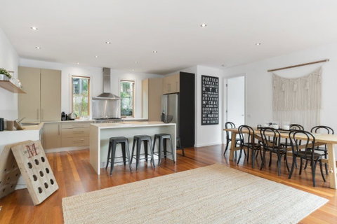 Blairgowrie Beach Villa - Melbourne Tourism 1