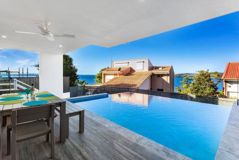 Blue Water Splendour - Infinity Pool And Amazing Views!! - Melbourne Tourism 0