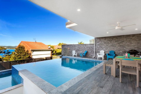 Blue Water Splendour - Infinity Pool And Amazing Views!! - Melbourne Tourism 1