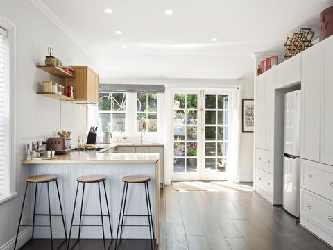 Bluestone Cottage Launceston-hosted By: LAbode - Melbourne Tourism 0