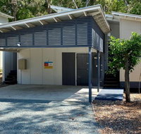 Bluewater 2 - Rainbow Shores Walk to beach private and stylish beach escape all on level - Melbourne Tourism