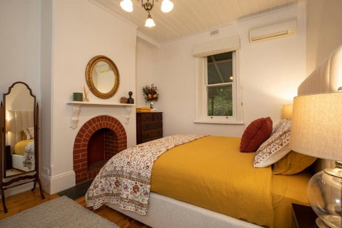 The Retreat In Basket Range - Melbourne Tourism 2
