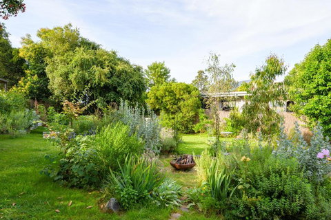 The Secret Garden - Alpine Retreat - Melbourne Tourism 2