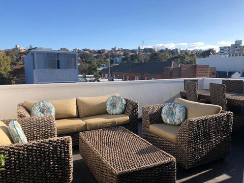 XQ Collection La Casa De Frida - Modern Studio With Balcony - Melbourne Tourism 1