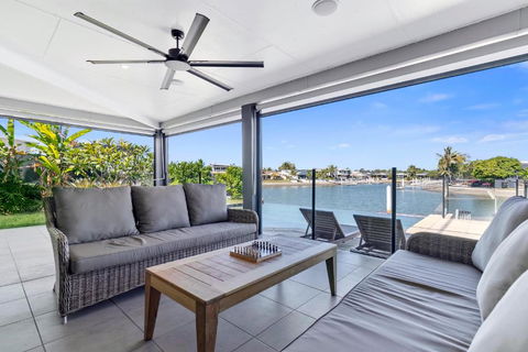 YALLA24-Luxury Resort Style Home - Melbourne Tourism 2