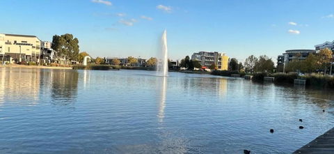 Charming Deanside Home With Cosy Vibes - Melbourne Tourism 3