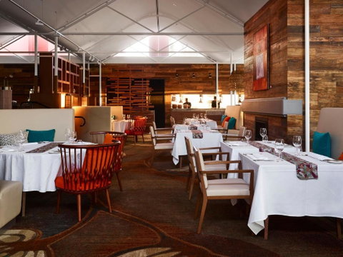 Desert Gardens Hotel - Melbourne Tourism 3