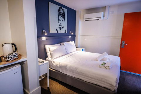 YHA Melbourne Central - Melbourne Tourism 1