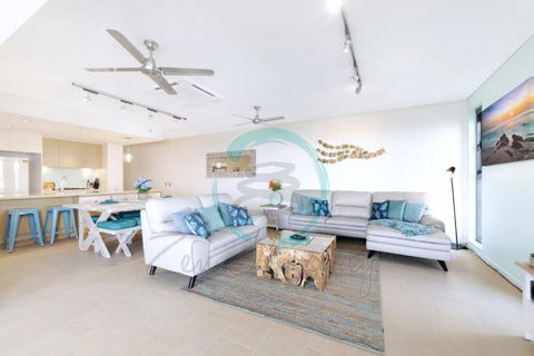 ZEN POINT PENTHOUSE 3-BR Executive W/front Retreat - Melbourne Tourism 3