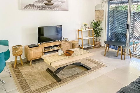ZEN GARDEN - COZY 2-BR + Modern Design W/ Aircon - Melbourne Tourism 3