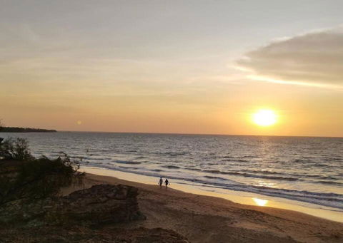 Zenhouse: Prestigous 4-BR Display Home In Muirhead - Melbourne Tourism 1