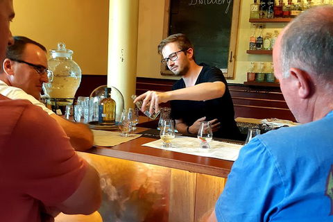 Tipple Of Gin Experience Tour - Melbourne Tourism 3
