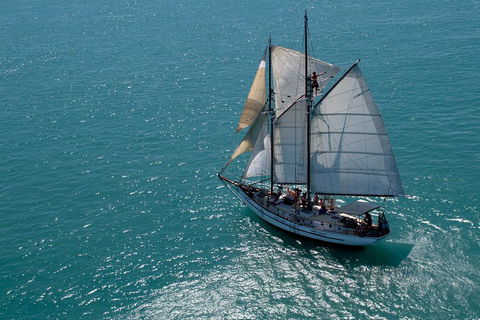 Whitehaven Beach Sailing And Snorkeling Cruise - Melbourne Tourism 1