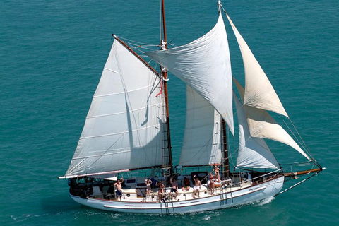 Whitehaven Beach Sailing And Snorkeling Cruise - Melbourne Tourism 5