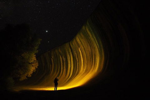 Wave Rock, Wild Flowers And Astro Photography - Melbourne Tourism 0