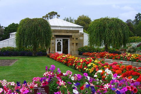 Hobart City Sightseeing Tour Including MONA Admission - Melbourne Tourism 0