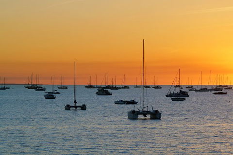 Darwin Hop-on Hop-off Bus Tour - Melbourne Tourism 0