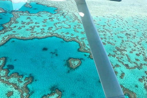 Whitsunday Islands 1-Hour Reef Scenic Helicopter Tour - Melbourne Tourism 3