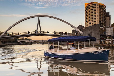 Melbourne Laneways And Waterways - Melbourne Tourism 2