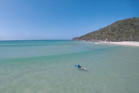 Private Beginners Surf Lessons, Noosa World Surf Reserve - Melbourne Tourism 3