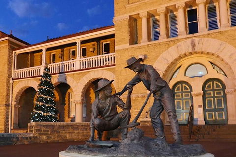 The Perth Mint: Guided Heritage Tour And Gold Pour - Melbourne Tourism 3