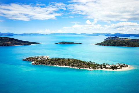 Whitehaven Beach And Daydream Island Cruise - Melbourne Tourism 5