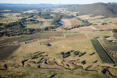 Private Helicopter Flight To Hunter Valley With A La Carte Lunch - For 2 - Melbourne Tourism 5
